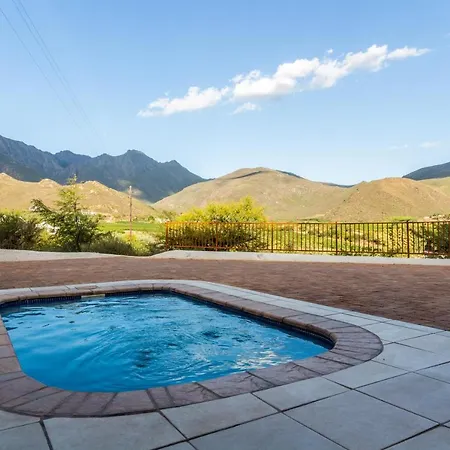 Orange Grove Villa Robertson Exterior photo
