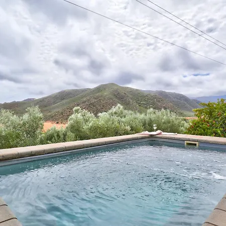 Orange Grove Villa Robertson Exterior photo